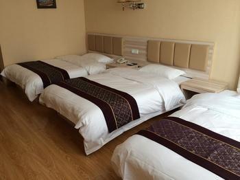 צ'ינגדאו Yuangu Town Business Hotel מראה חיצוני תמונה